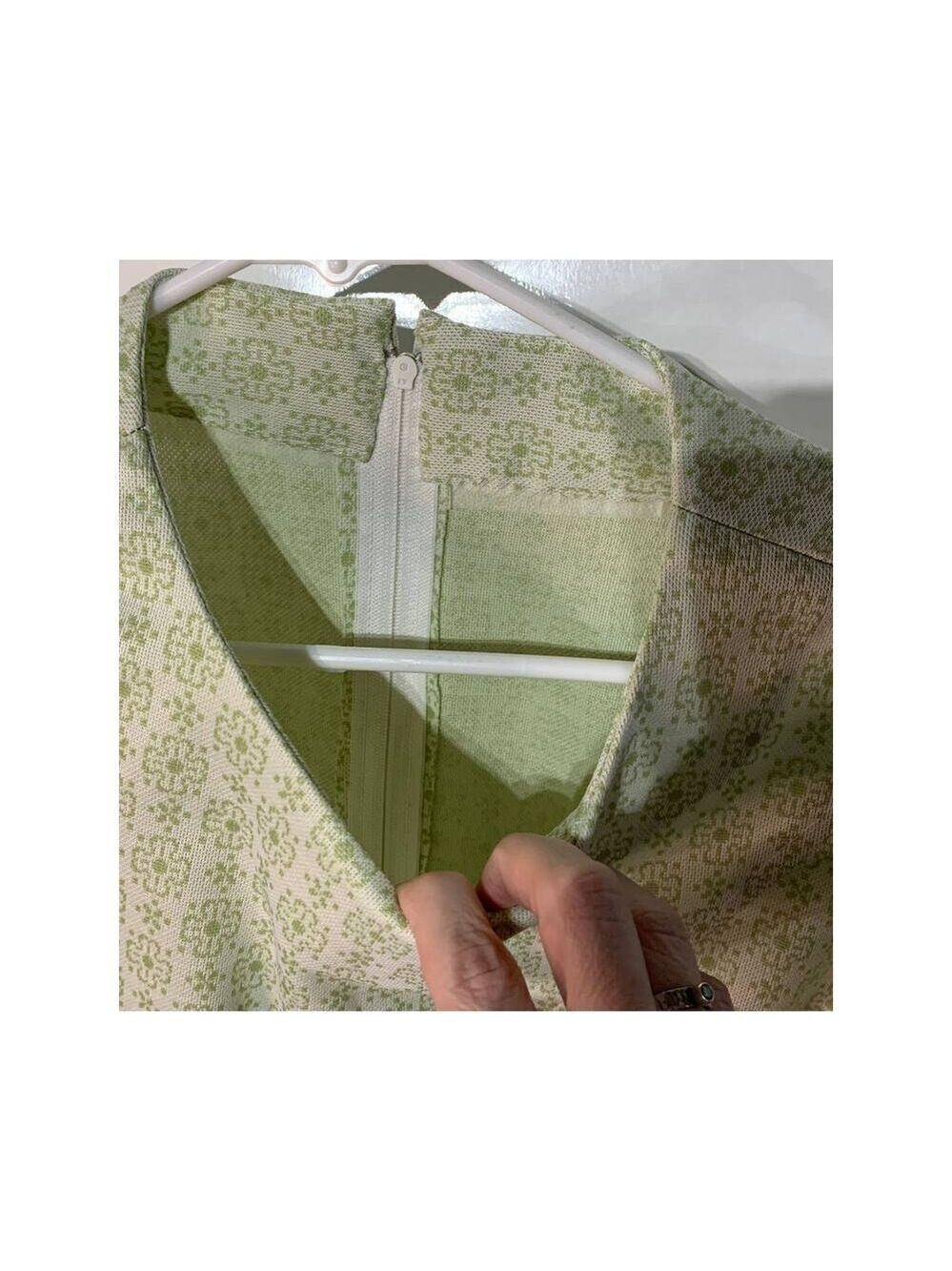 Vintage Women's Handmade Short Sleeve Fit and Flare Dress Floral Print Green - Picture 4 of 7